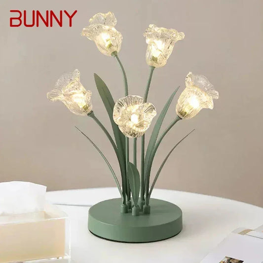 LAMPE DE PEAU DE FLEURS