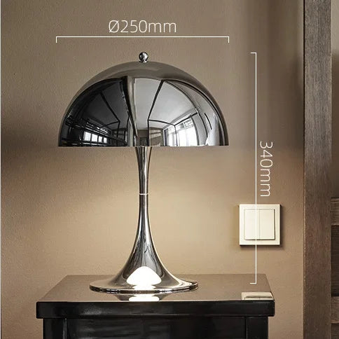 lampadaire avec table