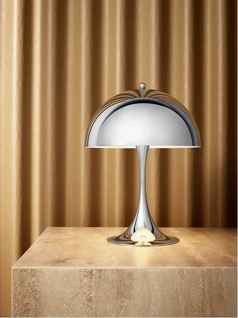 lampadaire avec table