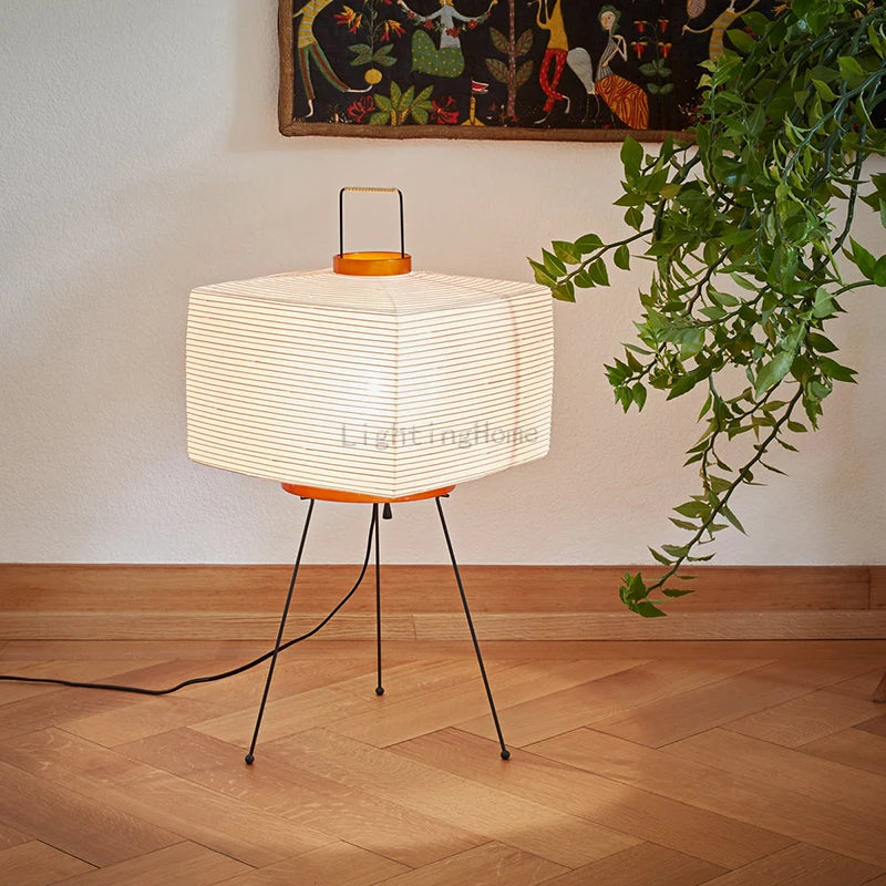 lampadaire en rotin sur pied