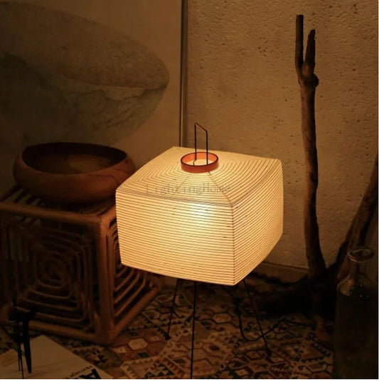 lampadaire en rotin